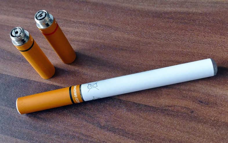 Electronic cigarette: average price and main characteristics of the best 2