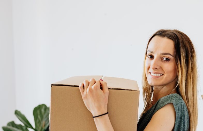 Girl happy to have received parcel Terpy anonymous