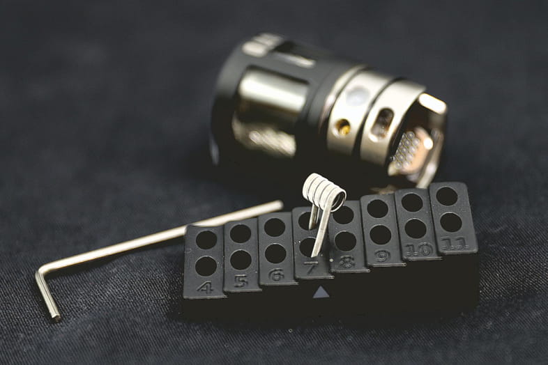 Tool for measuring the size of regenerable resistors
